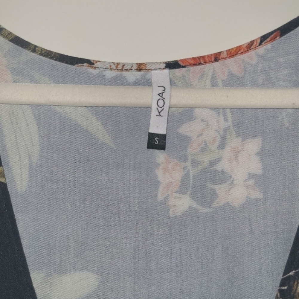 Floral kimono. Brand Koaj. Size S